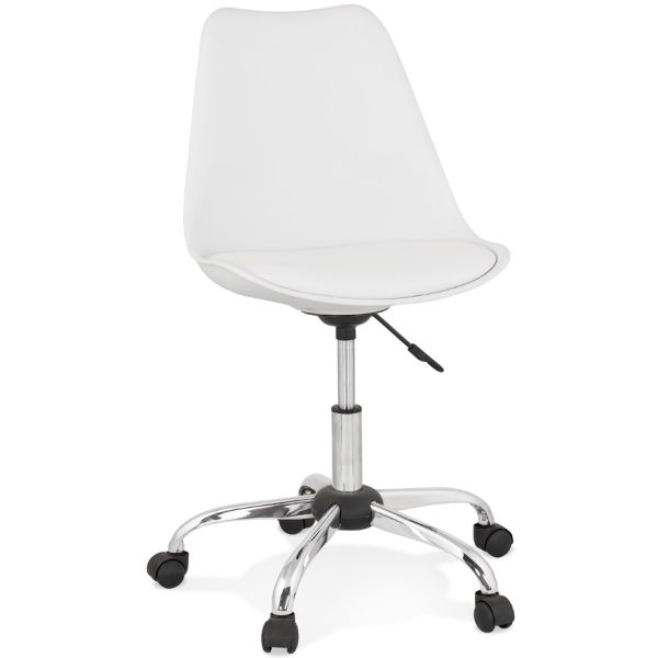The Indsigut White Chair
